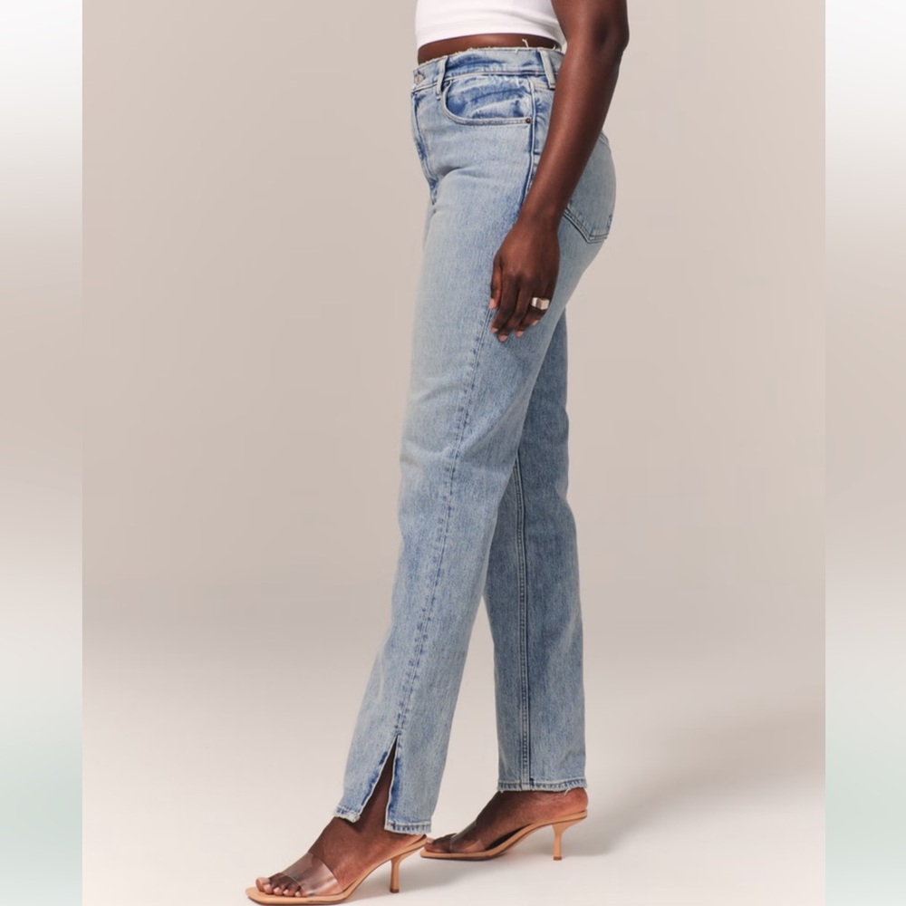 Abercrombie & Fitch ultra high rise 90s stright light wash side slit denim